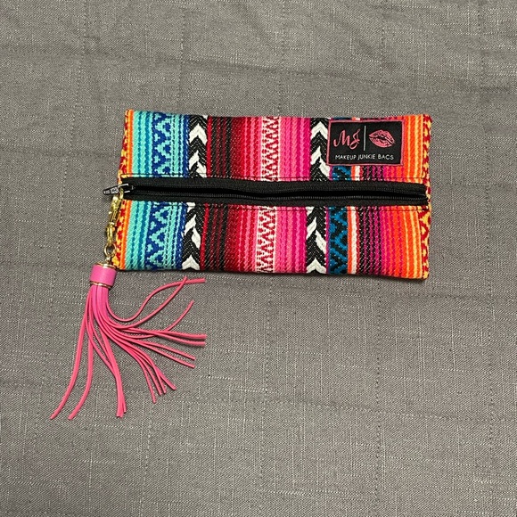 Makeup Junkie Bags - Picture 6 of 8